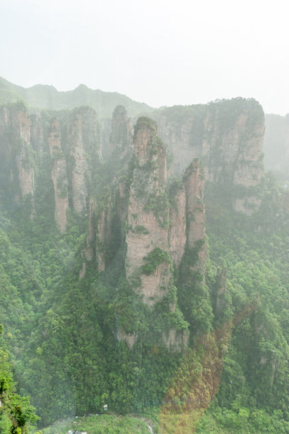 张家界 云雾 雨后