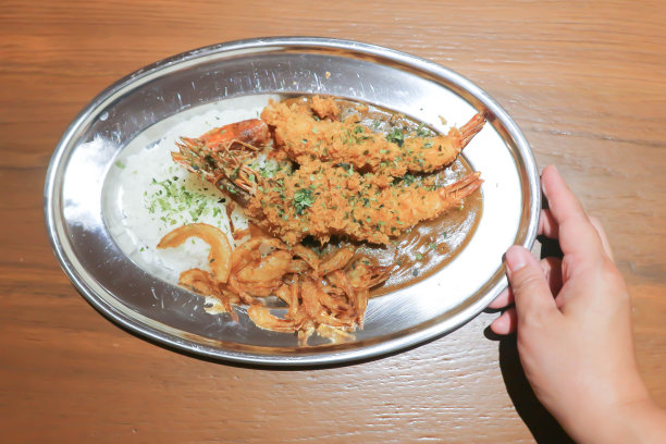 日式炸虾咖喱饭