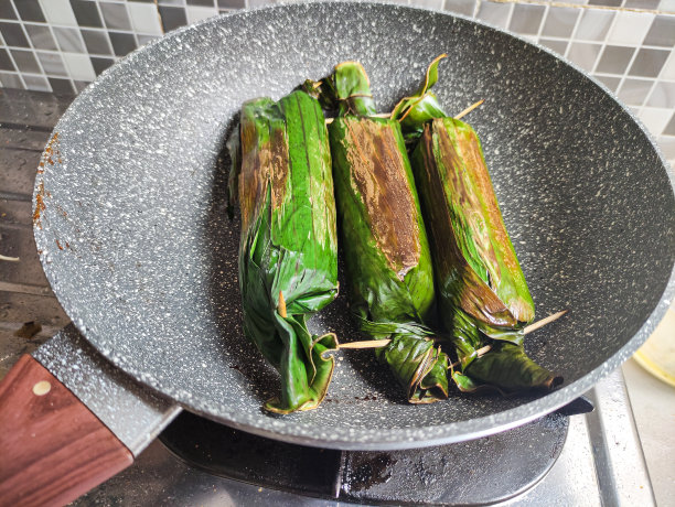 美味烤饭团