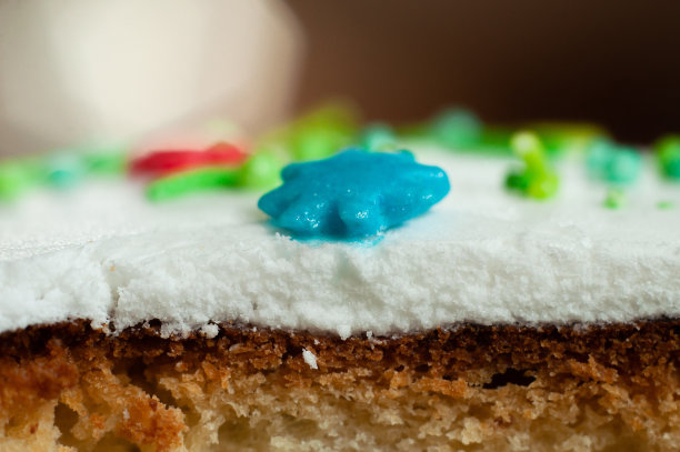 糖衣蛋糕,复活节蛋糕,传统