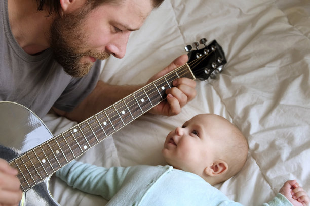 父亲节,吉他手,新生儿