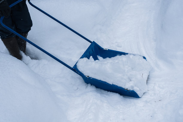 登雪山工具