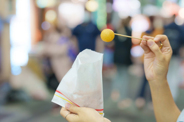 美食广场大排档