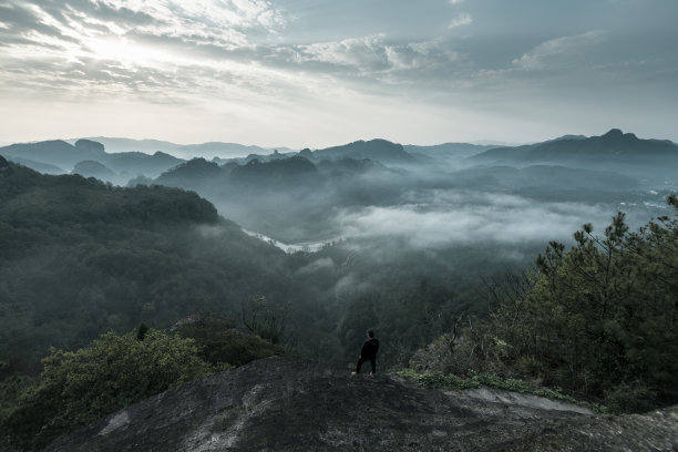 武夷山日出风光