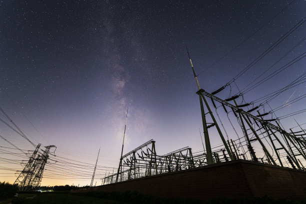 星空 电塔