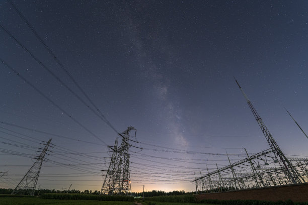 星空 电塔