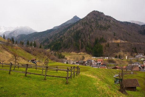 绿色山水地产围挡