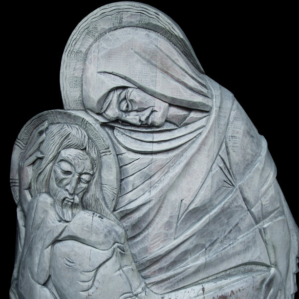 妈妈与孩子雕塑
