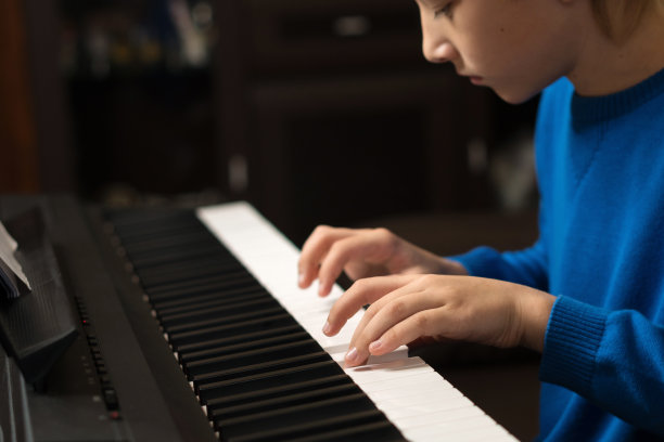 青少年钢琴培训