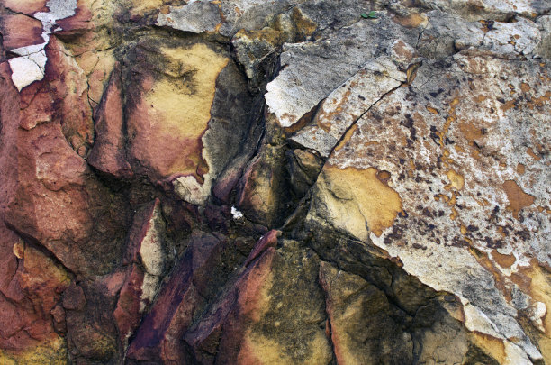 花岗岩岩石裂缝锈迹背景