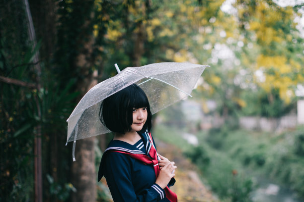 雨天的校园