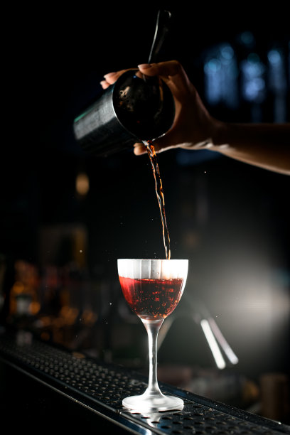 葡萄酒洋酒酒瓶高级红酒酒杯