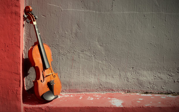 吉他小提琴墙