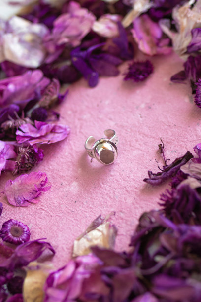 优雅紫色奢华婚礼设计