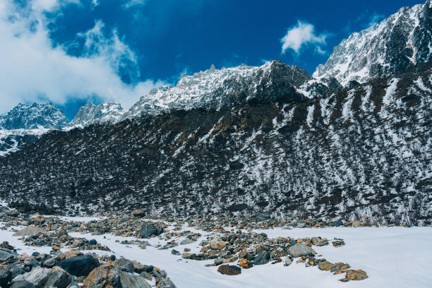 水墨落日山河