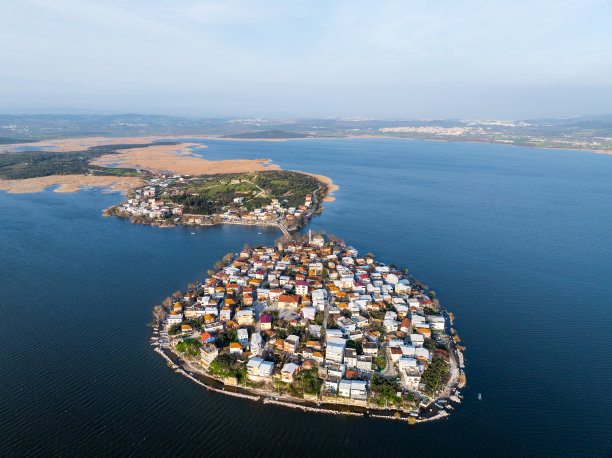 湖景地产海景房地产