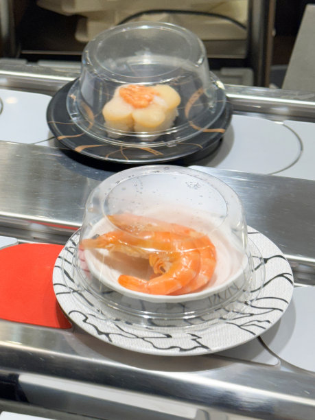 西餐厅三文鱼海鲜自助餐菜品