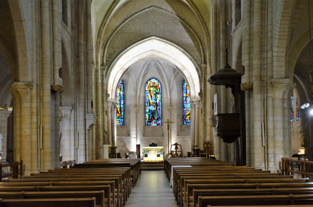 法国巴黎教堂内景
