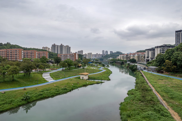 河岸景观绿化设计