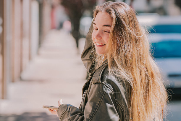 聯(lián)系,長的,4K分辨率