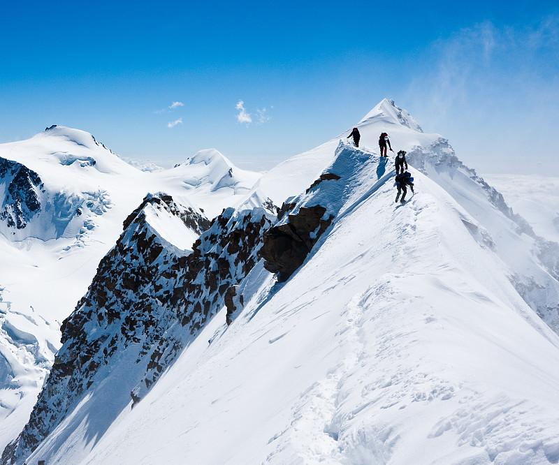 平衡,大风雪,水平画幅,雪,在边上,户外,明亮,瑞士阿尔卑斯山,山脊,高处