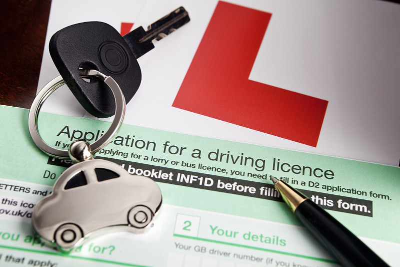 驾驶执照,英国,申请表,实习牌照,学开车,圆珠笔,钥匙圈,车钥匙,褐色,水平画幅