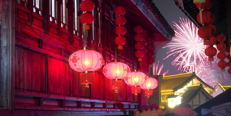 春节,焰火,放焰火,灯笼,传统节日,新年,日本,中国,中国元宵节,中国灯笼