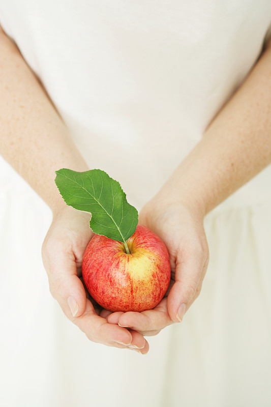 苹果,清新,嘎啦苹果,捧着,垂直画幅,饮食,水果,有机食品,手