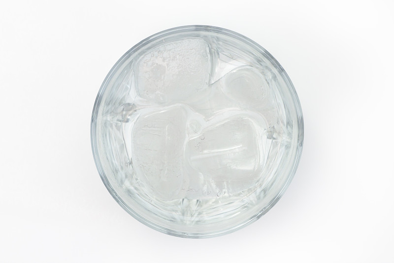 冰块,玻璃杯,饮用水,饮料,充满的,顶部,在上面,玻璃,冰,水