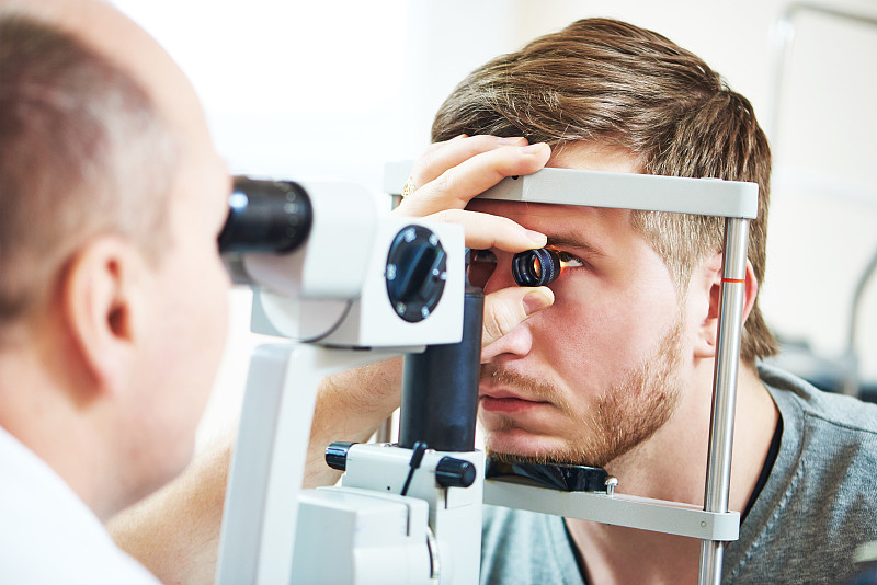 验光师,视力,青光眼,近视,视力测验,综合验光仪,偏振光色感计,角膜,药