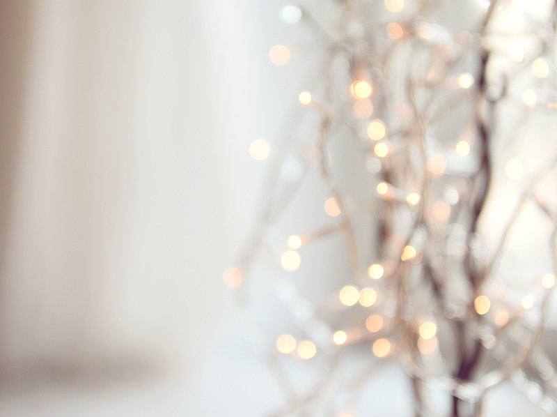 圣诞小彩灯,散焦,白色,圣诞树,节日,背景虚化,运动模糊,新年前夕,冬天,桌子