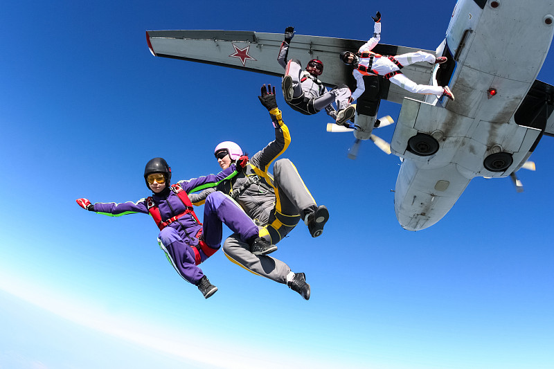 跳伞运动,降落伞运动,伞兵,演练,,自由落体,连身服,飞机,极限运动,降落伞,风