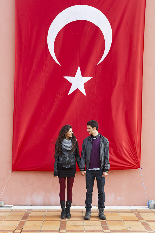 土耳其人,青年人,伴侣,活动家,前面,正面视角,注视镜头,留白,领导能力,仅成年人