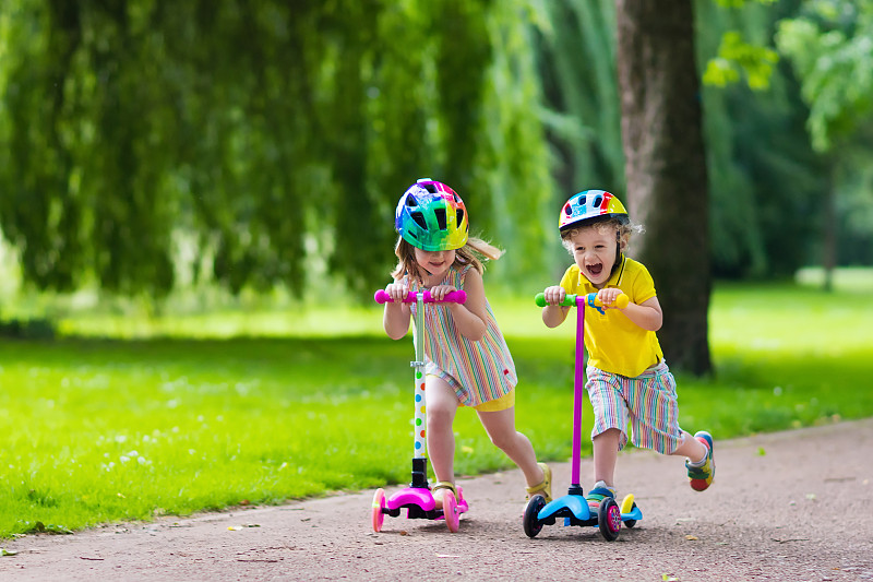 儿童,快乐,小的,手推脚踏车,小型摩托车,平板支撑,传送带,幼儿园,骑车,踢