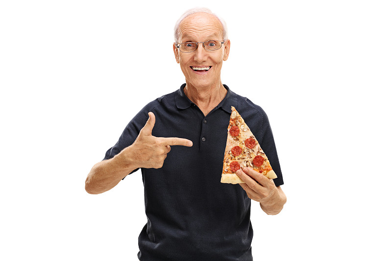 比萨饼,老年男人,拿着,切片食物,老年人,白色背景,仅一个老年男人,水平画幅,注视镜头,膳食