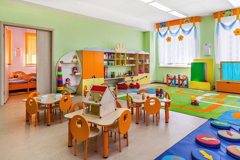 游戏室,幼儿园,儿童房,教室,童年,家具,儿童教育,玩具,多色的,住宅房间
