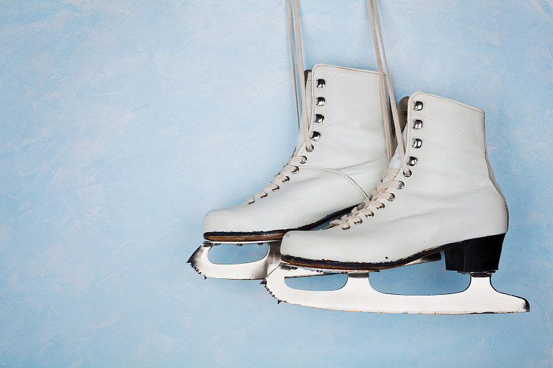 溜冰鞋,花样滑冰,留白,古董,冬季运动,水平画幅,无人,复古风格,古典式,一对