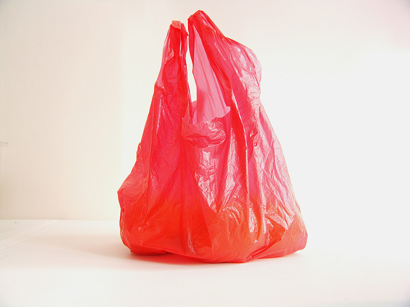 食品杂货,购物袋,塑料袋,塑胶,超级市场,饮食,水平画幅,无人,色彩鲜艳,白色背景