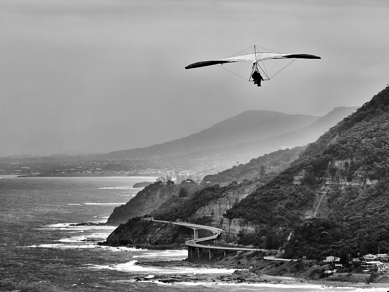 天空,黑白图片,抽陀螺,悬挂式滑翔运动,高崖跳伞,滑翔机,悬崖,风,新南威尔士,休闲活动