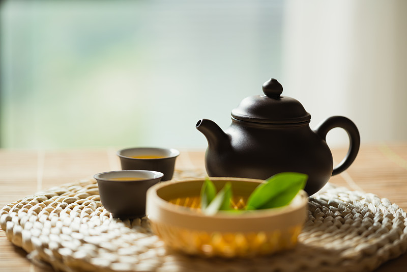 茶道,安全气垫,易拉罐,茶叶,陶瓷工艺品,茶,茶壶,茶杯,水平画幅,绿色
