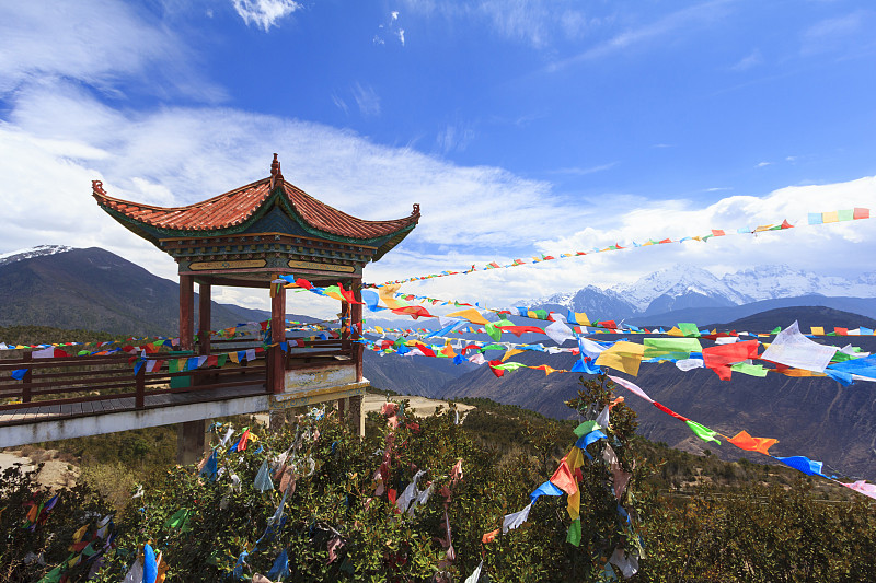 经幡,屋顶,云南省,梅里雪山,高雅,meili山,香格里拉县,佛塔,冰河,自然界的状态