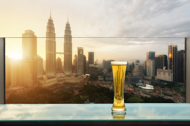吉隆坡,屋顶,马来西亚,背景,摩天大楼,泡沫材料,啤酒,桌子,双峰塔