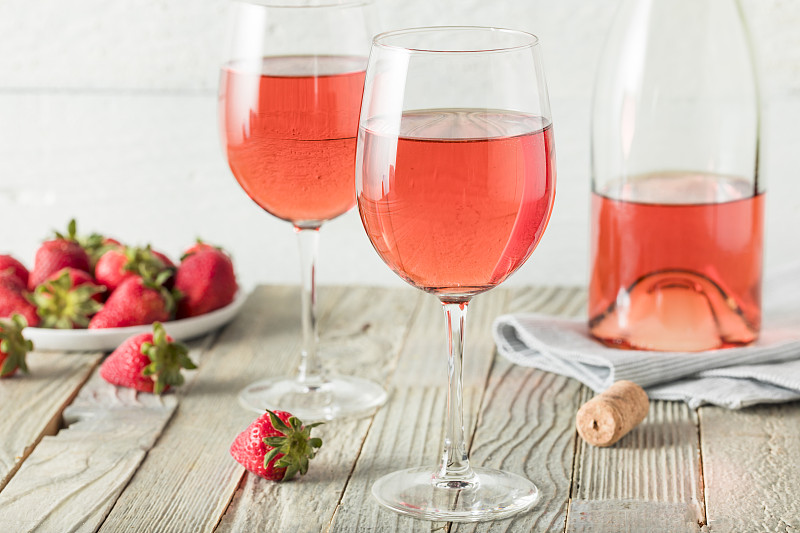 Refreshing,Pink,Rosé,Wine