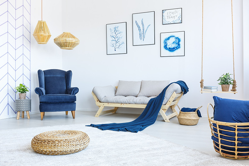 扶手椅,起居室,现代,跪垫,天鹅绒,柳条,开放式设计,蓝色,灯,住宅房间
