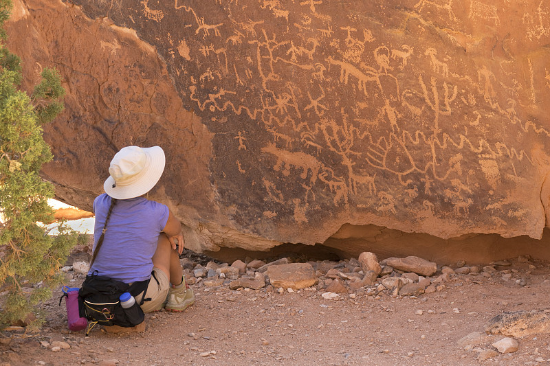 石洞壁画,科罗拉多州,女人,原野,野生动物保护区,峡谷,犹特族,腰包,马尾辫,水平画幅