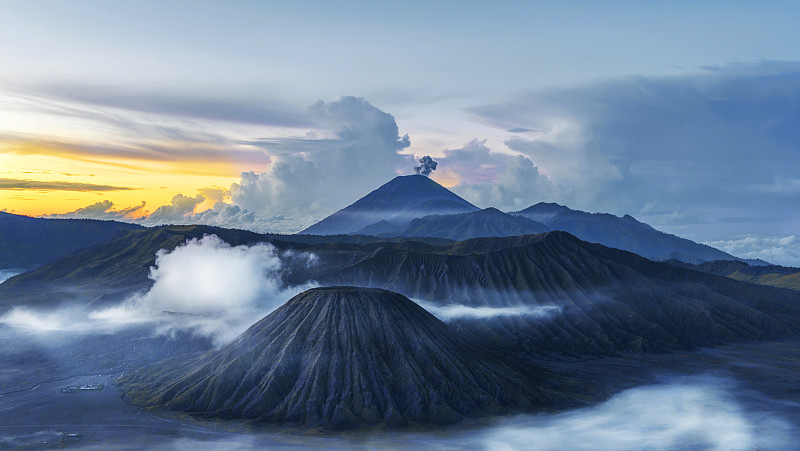 婆罗摩火山,婆罗摩火山口,bromo-tengger-semeru,national,park,东爪哇,自然,水平画幅,无人,火山地形,户外,火山