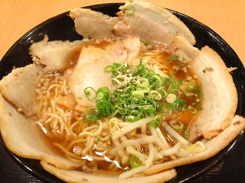 日本,猪肉,面条,食品,叉烧,味噌酱,日本拉面,炖品,味噌汤,中式外卖