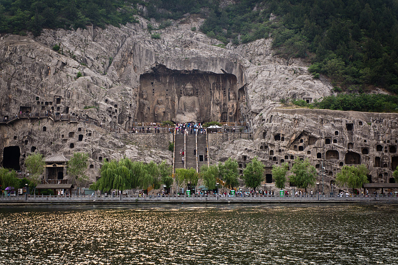 龙门石窟,洛阳,旅行者,中国,庭院,河岸,佛,悬崖,雕刻物,纪念碑