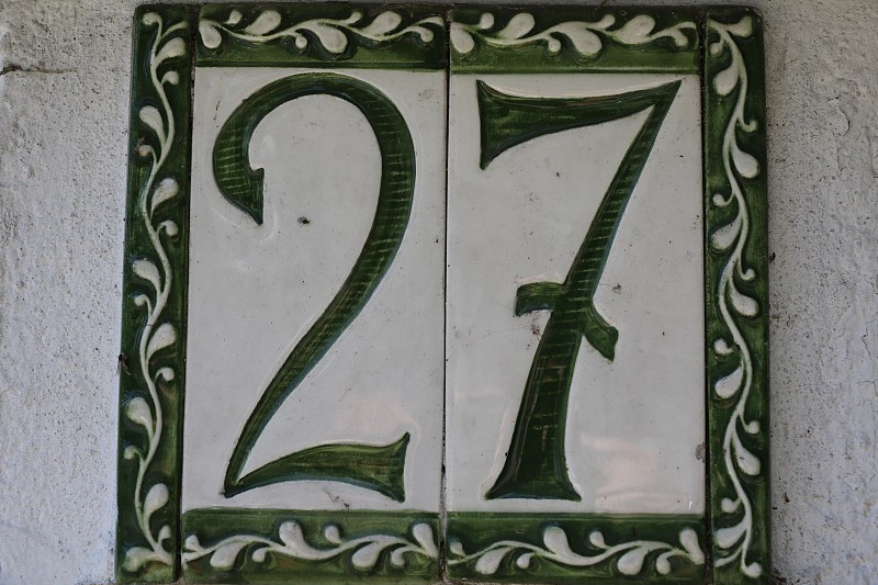 数字,数字7,数字20,27号,家庭住址,石墙,运气,外立面,周年纪念,传统