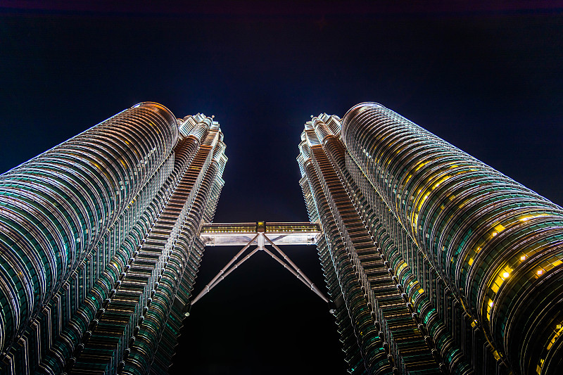 双峰塔,吉隆坡,夜晚,马来西亚,武吉免登,空中走廊,霓虹色,购物中心,低视角,未来